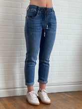 Load image into Gallery viewer, Cudi Jeans
