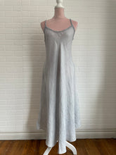 Load image into Gallery viewer, Linen Maxi Dress
