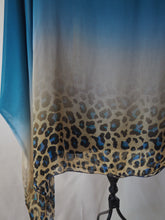 Charger l&#39;image dans la galerie, Faded Leopard Top

