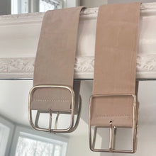 Load image into Gallery viewer, Suede belt
