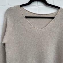 Load image into Gallery viewer, Cozy knit top
