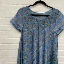 Load image into Gallery viewer, Akari Silk Dress
