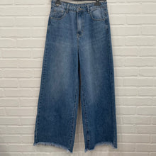 Load image into Gallery viewer, Jacky wide Jeans
