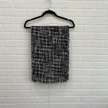 Load image into Gallery viewer, White And Black Scarf With Fringed Ends

